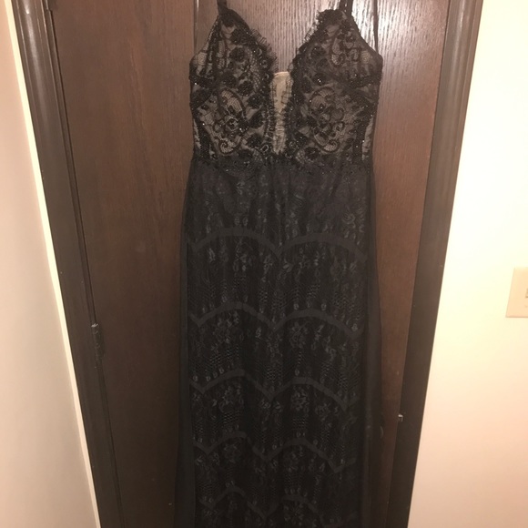 Tony Bowls Dresses & Skirts - Tony Blows Black Prom Dress